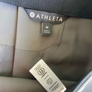 Athleta Mercurial Crop Flare Pant size medium